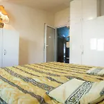 Apartment Mira