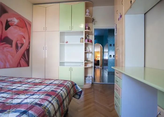 Apartment Mira